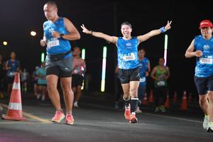 BIB: 4922, 41033, 43371
                            <button type="button" onclick="openModal(21581133)" class="btn btn-primary btn-sm float-right btn-popup" data-toggle="modal" data-target=".modal-high-quality">
                        <i class="fas fa-shopping-cart"></i> Add to Cart
                    </button>
                                            <button type="button" onclick="isThisMe(21581133, true)" class="btn btn-success btn-sm float-right btn-popup btn-isme hidden" data-toggle="tooltip" data-placement="bottom" title="นี่คือรูปของคุณใช่ไหม คลิกที่นี่เพื่อเอาเข้าอัลบั้ม">
                        <i class="fas fa-plus"></i> Add to album
                    </button>
                    <button type="button" onclick="isThisMe(21581133, false)" class="btn btn-warning btn-sm float-right btn-popup btn-isnotme hidden">
                        <i class="fas fa-ban"></i> Remove from album
                    </button>